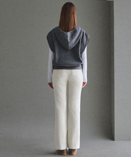 BLANCU(ブランユー)の「カレンコーデュロイブーツカットパンツ_3カラー(デニムパンツ・レディース・ベージュ/ピンク/クリーム・SMALL/MEDIUM/LARGE)」の6枚目の写真