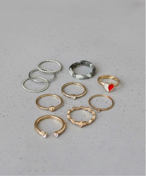 Burner（バーナー）の「【Cr+ov（クローヴ）】デザインリング　10点セット　cro-ring-1【GBT】（リング・メンズ・その他10/A/H/J/O/Q/X/Z/その他1/C/D/E/F/S/T/U/V/W/その他11/K/L/M/N/その他14/その他15/その他12/B/G/I/P/R/Y・FREE）」の5枚目の写真
