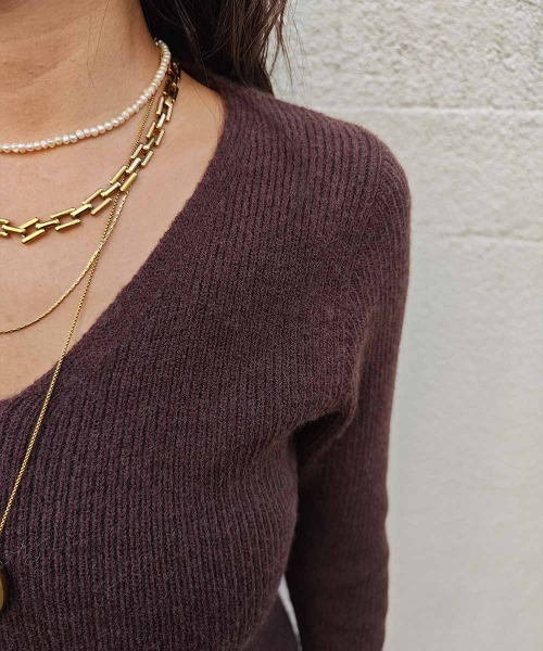 esutoreja（エストレジャ）の「Vネックリブニットワンピース（ワンピース・レディース・ブラウン/ベージュ/ブラック・FREE）」の13枚目の写真