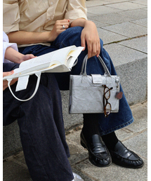 KIMHACHAN（キムハチャン）の「Book Mate Book Cover Bag - Silver L size（トートバッグ）」