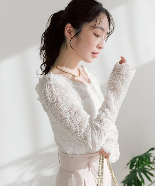 La boutique BonBon（ラブティックボンボン）の「レースストレッチ前後２WAYプルオーバー（Tシャツ/カットソー・レディース・オフホワイト/ブラック・FREE）」の5枚目の写真
