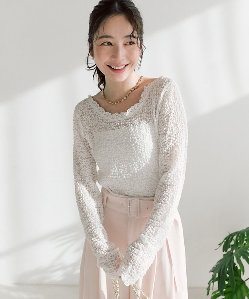 La boutique BonBon（ラブティックボンボン）の「レースストレッチ前後２WAYプルオーバー（Tシャツ/カットソー・レディース・オフホワイト/ブラック・FREE）」の2枚目の写真