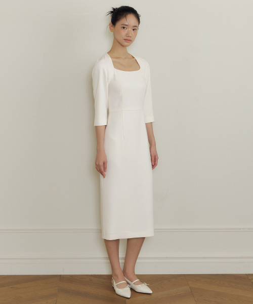 LUCIR ZU(ルシールズ)の「Raglan Square Neck Dress (ivory)(ワンピース・レディース・その他・S/M)」の2枚目の写真