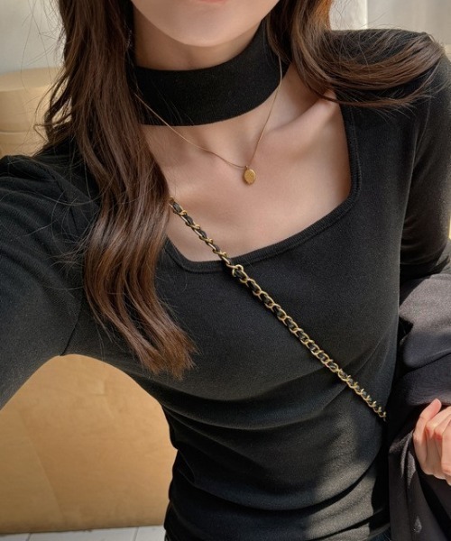 gossip!ロサンゼルス(ゴシップロサンゼルス)の「ネックストラップ スリムフィットトップス(ニット/セーター・レディース・ブラック/ダークグレー/ブラウン/ライトグレー/ホワイト・L/M/S)」の8枚目の写真