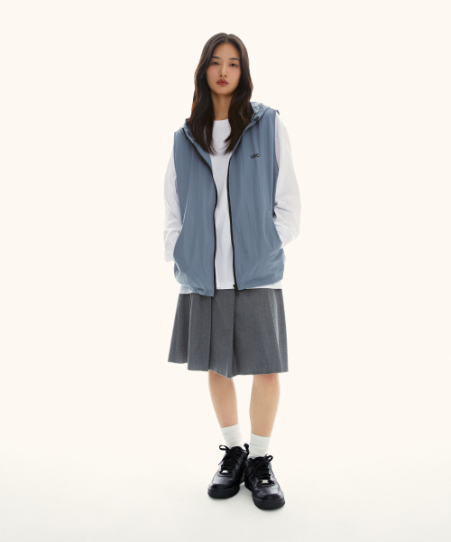 LMCの「OG HOODIE VEST cool gray(ベスト・レディース・その他・S/M/L)」の2枚目の写真