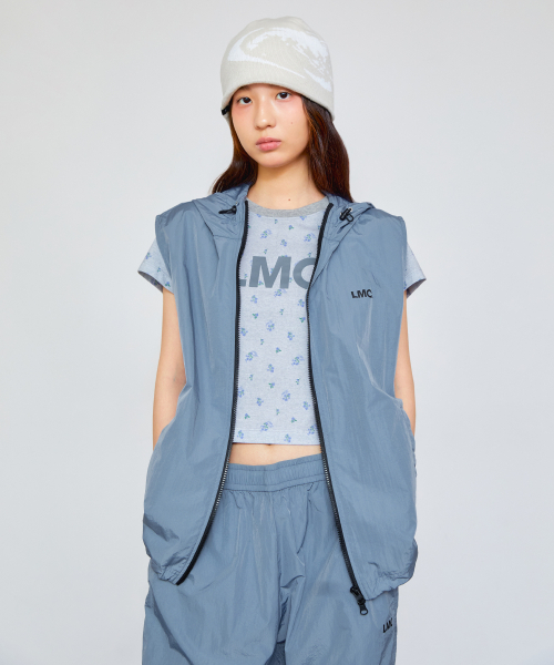 LMCの「OG HOODIE VEST cool gray(ベスト・レディース・その他・S/M/L)」の3枚目の写真