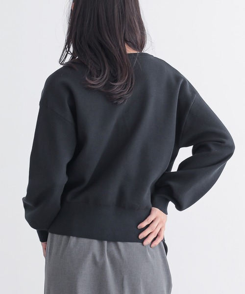for/c(フォーシー)の「スウェットライククルーネックカーディガン【サスティナブル】(カーディガン/ボレロ・レディース・オフホワイト/グレー/ブラック/ブラウン・L/M/LL)」の19枚目の写真