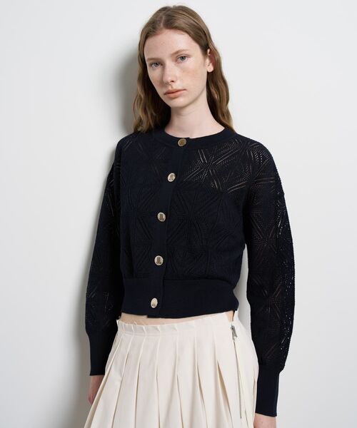 LANVIN en Bleu(ランバンオンブルー)の「JLメタルボタンレースニットカーディガン(ニット/セーター・レディース・オフホワイト/ネイビー/レッド・38)」の7枚目の写真