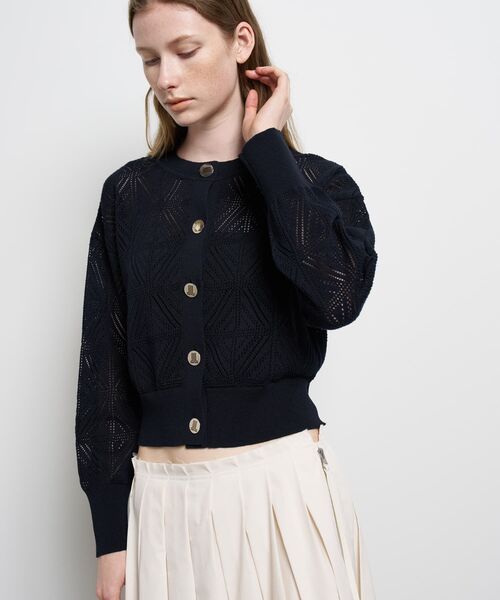LANVIN en Bleu(ランバンオンブルー)の「JLメタルボタンレースニットカーディガン(ニット/セーター・レディース・オフホワイト/ネイビー/レッド・38)」の10枚目の写真