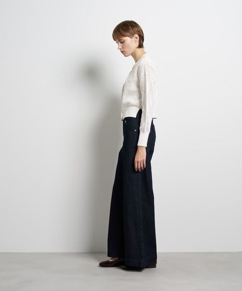 LANVIN en Bleu(ランバンオンブルー)の「JLメタルボタンレースニットカーディガン(ニット/セーター・レディース・オフホワイト/ネイビー/レッド・38)」の21枚目の写真