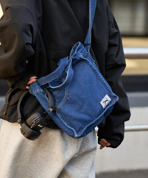 PENNEYS（ぺニーズ）の「【FOX】別注デニム2WAYショルダーバッグ（ショルダーバッグ・メンズ・ブラック/ネイビー・ONE SIZE）」の20枚目の写真