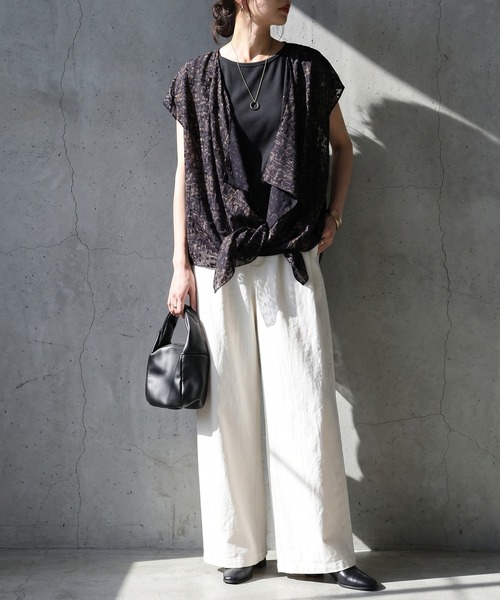 antiqua(アンティカ)の「前後着用 クルーネック ボートネック 2WAY デザイントップス(その他トップス・レディース・ブラック/グレー・ONESIZE)」の15枚目の写真