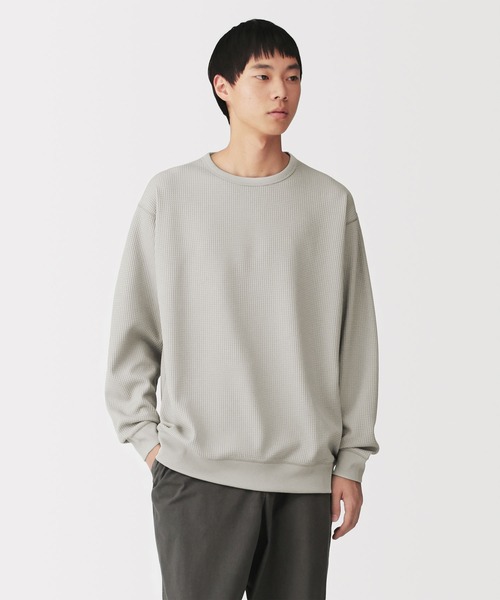 無印良品(ムジルシリョウヒン)の「紳士 UVカット乾きやすいワッフルクルーネック長袖Tシャツ(Tシャツ/カットソー・メンズ・ダークネイビー/ライトグレー/ブルー系/チャコールグレー/オフホワイト/ブラック・XL/L/S/M)」の4枚目の写真