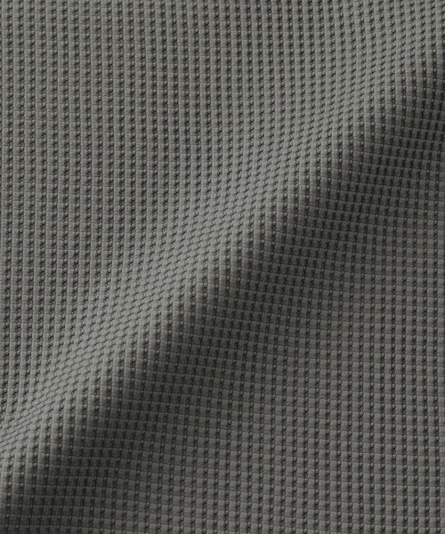 無印良品(ムジルシリョウヒン)の「紳士 UVカット乾きやすいワッフルクルーネック長袖Tシャツ(Tシャツ/カットソー・メンズ・ダークネイビー/ライトグレー/ブルー系/チャコールグレー/オフホワイト/ブラック・XL/L/S/M)」の16枚目の写真