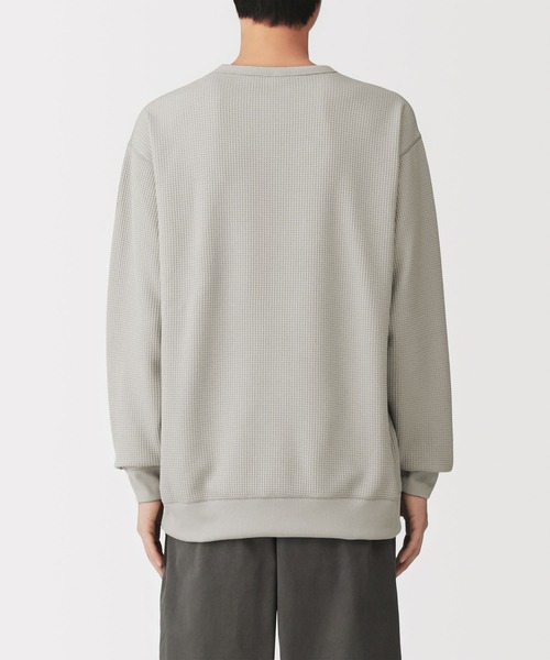 無印良品(ムジルシリョウヒン)の「紳士 UVカット乾きやすいワッフルクルーネック長袖Tシャツ(Tシャツ/カットソー・メンズ・ダークネイビー/ライトグレー/ブルー系/チャコールグレー/オフホワイト/ブラック・XL/L/S/M)」の19枚目の写真