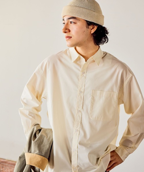 niko and...（ニコアンド）の「イージーケア無地シャツ（シャツ/ブラウス・メンズ・サックスブルー/イエロー/オフホワイト・MEDIUM/LARGE）」の2枚目の写真