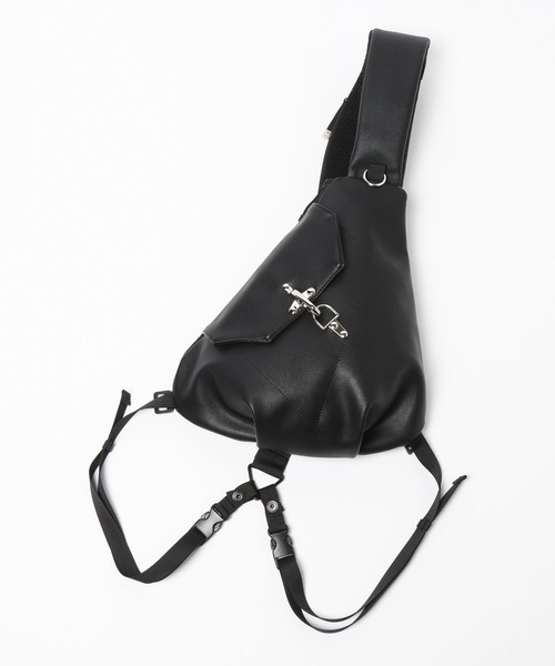 HARE(ハレ)の「ファイヤーマンバックルスリングBAG(HARE)(ショルダーバッグ・メンズ・ブラック/ブラック系その他・FREE)」の13枚目の写真