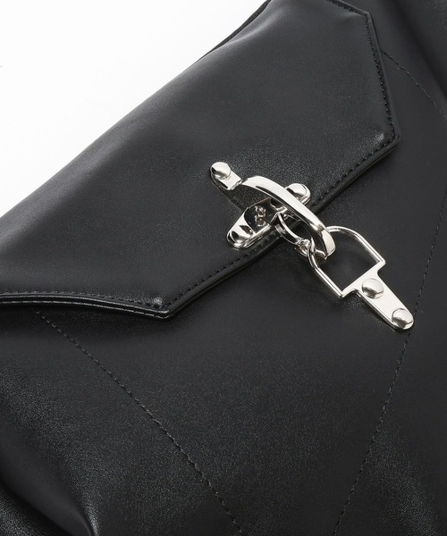 HARE(ハレ)の「ファイヤーマンバックルスリングBAG(HARE)(ショルダーバッグ・メンズ・ブラック/ブラック系その他・FREE)」の15枚目の写真