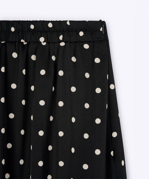 320SHOWROOM（320ショールーム）の「Polka Dot Banding Skirt Black（スカート・レディース・ブラック・MEDIUM/SMALL）」の9枚目の写真