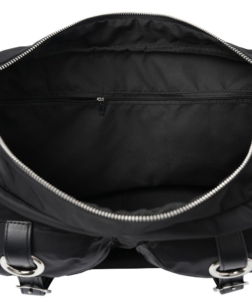 OY（オーワイ）の「『OY/オーワイ』DOUBLE EYELET POCKET BAG/ダブルアイレットポケットバッグ（ショルダーバッグ・メンズ・ブラック・FREE）」の8枚目の写真