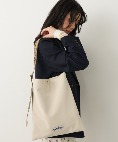 Unitage(ユニテージ)の「【OUTDOOR PRODUCTS】Jacquard Tape Tote(トートバッグ・レディース・アイボリー/キャメル/ブラック・FREE)」の14枚目の写真