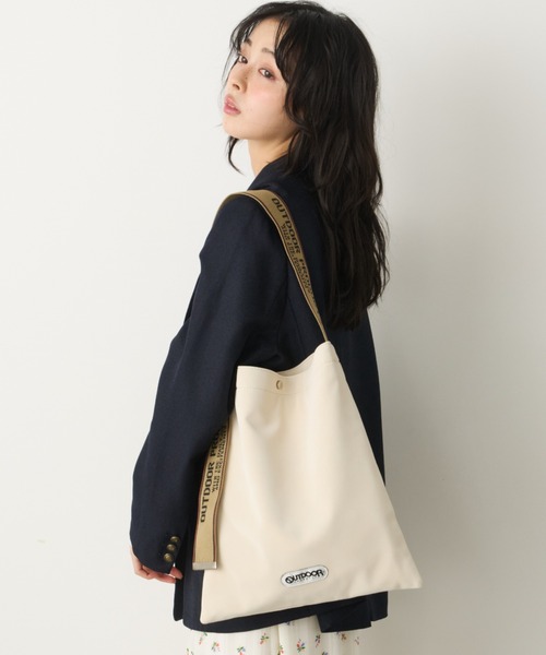 Unitage(ユニテージ)の「【OUTDOOR PRODUCTS】Jacquard Tape Tote(トートバッグ・レディース・アイボリー/キャメル/ブラック・FREE)」の13枚目の写真