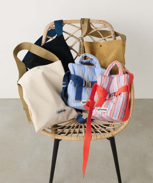 Unitage(ユニテージ)の「【OUTDOOR PRODUCTS】Jacquard Tape Tote(トートバッグ・レディース・アイボリー/キャメル/ブラック・FREE)」の5枚目の写真