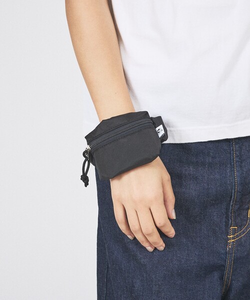 Drifter（ドリフター）の「【Drifter / ドリフター】ギャザーリスト ポーチ / DFV1109（ボディバッグ/ウエストポーチ・メンズ・ブラウン/ブルー系その他/パープル/ブラック・フリー）」の2枚目の写真