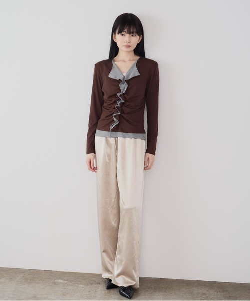 Siel(シエル)の「フェイクレイヤード切り替えギャザートップス(Tシャツ/カットソー・レディース・グレー/ブラック/ブラウン・FREE)」の7枚目の写真