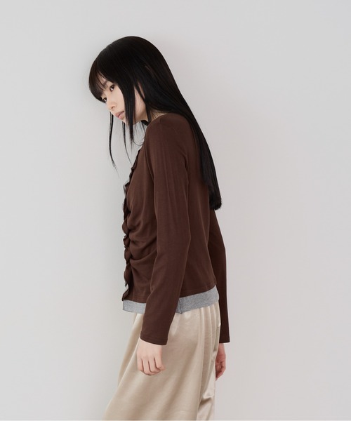 Siel(シエル)の「フェイクレイヤード切り替えギャザートップス(Tシャツ/カットソー・レディース・グレー/ブラック/ブラウン・FREE)」の6枚目の写真