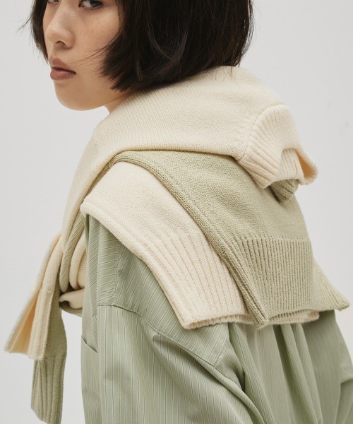 TODAYFUL（トゥデイフル）の「Crewneck Slub Knit（ニット/セーター・レディース・セージグリーン/ブラック/キナリ・FREE）」の15枚目の写真