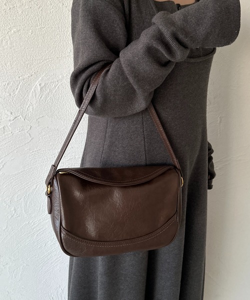 apres jour clair(アプレジュールクレア)の「【apres jour clair】2WAYクラシックフラップバッグ(ショルダーバッグ・レディース・ブラウン系その他/ブラック・FREE)」の1枚目の写真