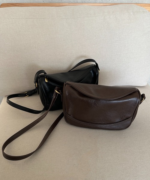 apres jour clair(アプレジュールクレア)の「【apres jour clair】2WAYクラシックフラップバッグ(ショルダーバッグ・レディース・ブラウン系その他/ブラック・FREE)」の4枚目の写真