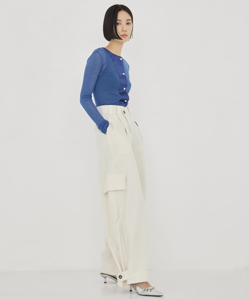 STUDIOUS（ステュディオス）の「【STUDIOUS/ステュディオス】Barrel Leg Cargo Trousers/バレルレッグカーゴトラウザー/ワイドパンツ（カーゴパンツ・レディース・ストライプ/ホワイト/ブラック・1/2）」の7枚目の写真