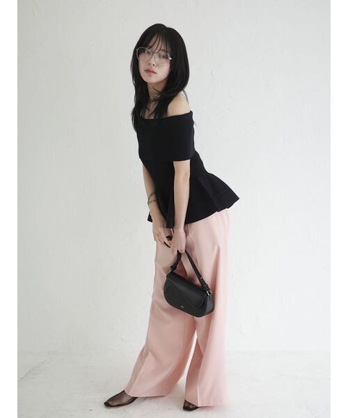 LAGUNAMOON(ラグナムーン)の「ペプラムオフショルニットプルオーバー 【夏服】(ニット/セーター・レディース・ブラック/レッド/ホワイト・FREE)」の10枚目の写真