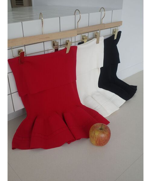 LAGUNAMOON（ラグナムーン）の「ペプラムオフショルニットプルオーバー（ニット/セーター・レディース・ブラック/レッド/ホワイト・FREE）」の16枚目の写真