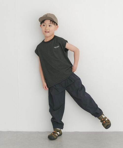 URBAN RESEARCH DOORS（アーバンリサーチドアーズ）の「撥水タックワイドパンツ(KIDS)（その他パンツ・キッズ・ネイビー/グレー系その他・105/135/120）」の20枚目の写真
