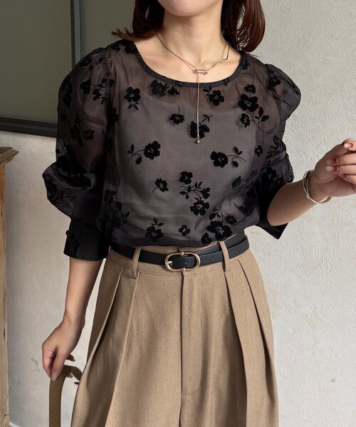 Thevon（ゼボン）の「花柄オーガンジーブラウス（シャツ/ブラウス・レディース・アイボリー/ブラック・FREE）」の16枚目の写真