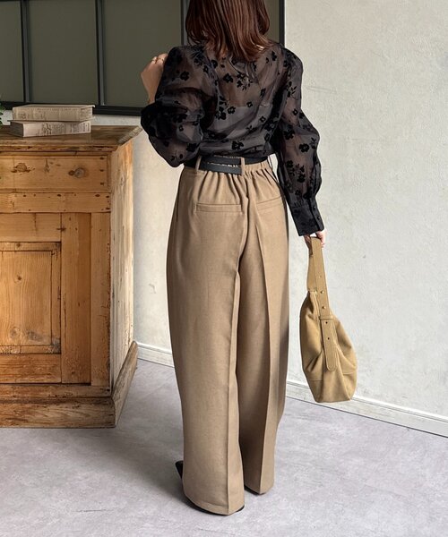 Thevon（ゼボン）の「花柄オーガンジーブラウス（シャツ/ブラウス・レディース・アイボリー/ブラック・FREE）」の22枚目の写真