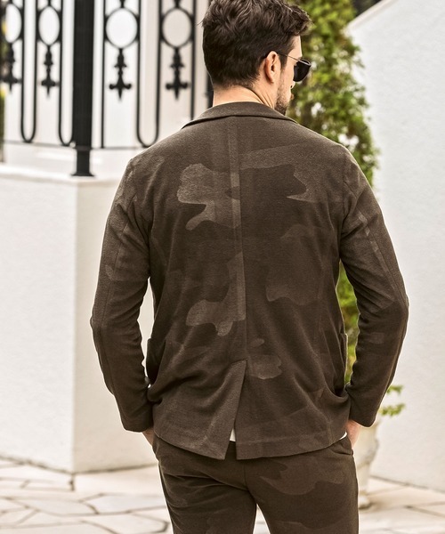 1PIU1UGUALE3  RELAX （ウノピゥウノウグァーレトレ リラックス）の「1PIU1UGUALE3 RELAX(ウノピゥウノウグァーレトレ リラックス)カモ柄エンボス パイルジャケット（テーラードジャケット・メンズ・カーキ/ブラック・S/M/L/XL/XXL）」の8枚目の写真