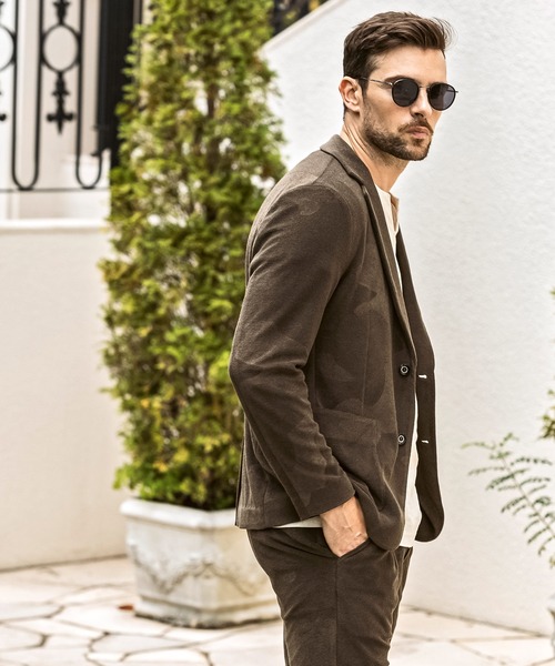 1PIU1UGUALE3  RELAX （ウノピゥウノウグァーレトレ リラックス）の「1PIU1UGUALE3 RELAX(ウノピゥウノウグァーレトレ リラックス)カモ柄エンボス パイルジャケット（テーラードジャケット・メンズ・カーキ/ブラック・S/M/L/XL/XXL）」の9枚目の写真