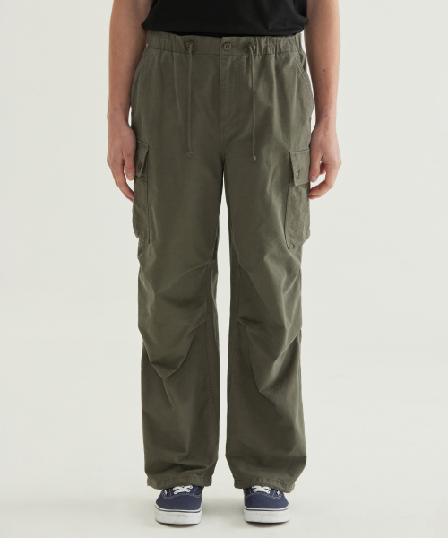 COVERNAT（カバーナット）の「ワイドコットンパラシュートパンツオリーブ（スウェットパンツ・メンズ・その他・SMALL/MEDIUM/LARGE/X-LARGE）」の11枚目の写真