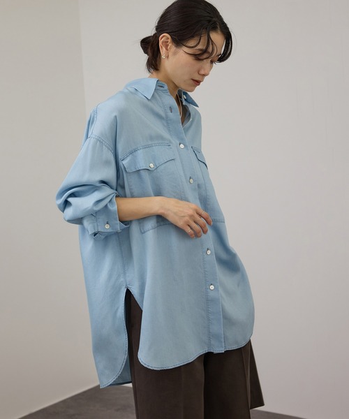 SALON adam et rope'(サロン アダム エ ロペ)の「デニムライクシャツ / セットアップ対応(シャツ/ブラウス・レディース・サックスブルー/ブルー系その他4・FREE)」の11枚目の写真