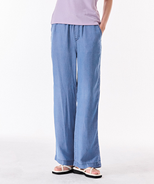 CHASECULT(チェイスカルト)の「レディースフルバンディングワイドデニムパンツ-DBRG2376C0N(デニムパンツ・レディース・ブルー・64/67/70/74)」の2枚目の写真