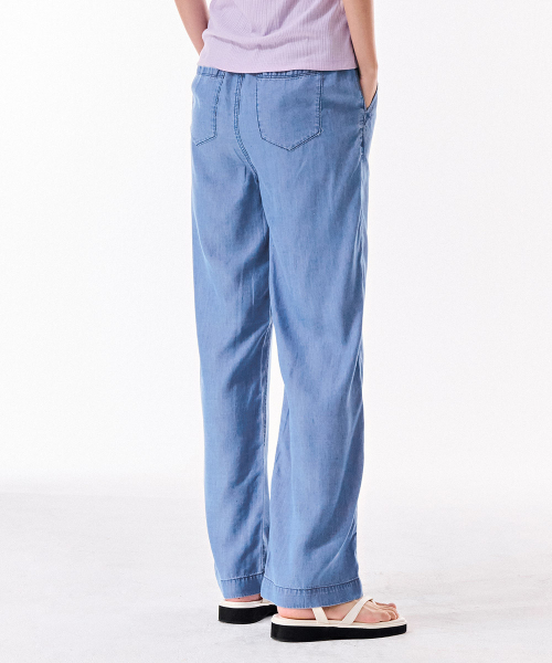 CHASECULT(チェイスカルト)の「レディースフルバンディングワイドデニムパンツ-DBRG2376C0N(デニムパンツ・レディース・ブルー・64/67/70/74)」の3枚目の写真
