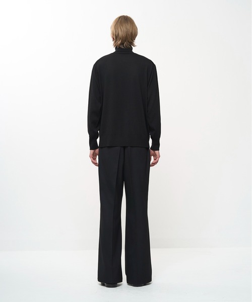 Juha（ユハ）の「STRUCTURED TURTLENECK KNIT（ニット/セーター・メンズ・ネイビー/レッド/ブラウン/ブラック・4/3）」の7枚目の写真