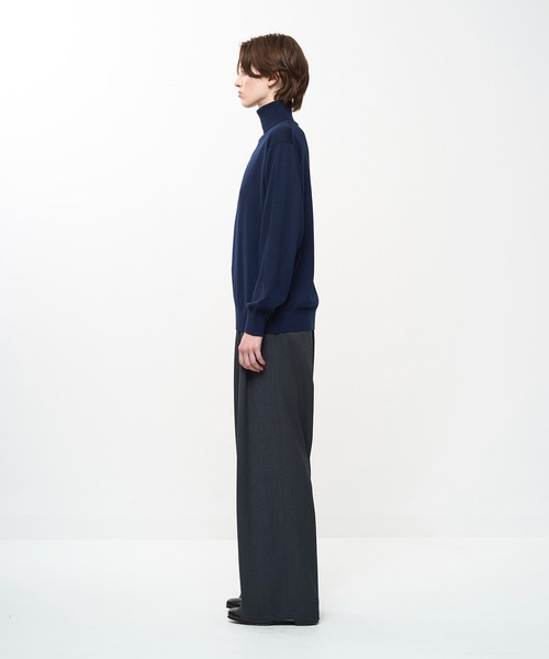 Juha（ユハ）の「STRUCTURED TURTLENECK KNIT（ニット/セーター・メンズ・ネイビー/レッド/ブラウン/ブラック・4/3）」の19枚目の写真
