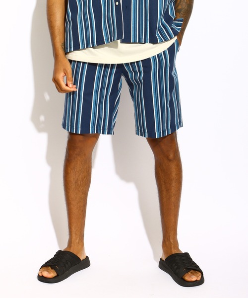 ROTAR（ローター）の「Native Stripes Easy Shorts（チノパンツ・メンズ・ブルー/ピンク/ブラック・MEDIUM/LARGE/X-LARGE）」の2枚目の写真