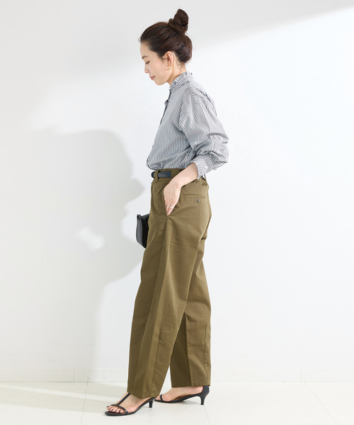 B.C STOCK(ベーセーストック)の「《追加7》【WEB限定】手洗い可 / スタンドフリルブラウス(シャツ/ブラウス・レディース・ブラック系その他/ネイビー・FREE)」の4枚目の写真