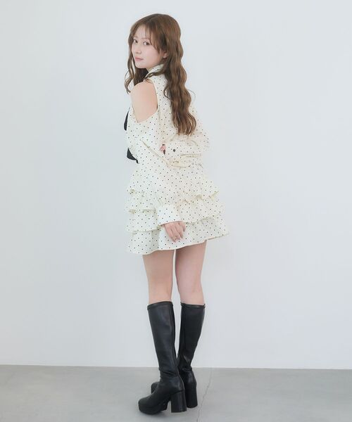 MAJESTIC LEGON（マジェスティックレゴン）の「肩あきリボンタイセットミニワンピ（ワンピース・レディース・グレー系その他/ホワイト系その他2・MEDIUM）」の5枚目の写真